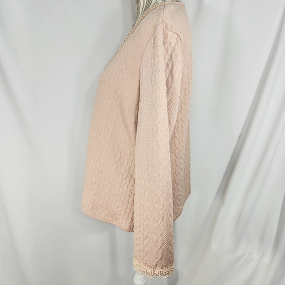 Liofoer Beige & Cream Lace Accent Neckline & Cuffs V Neck Textured Top Sz Large - Picture 3 of 6